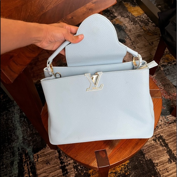 Louis Vuitton Baby Blue Capucines Baby Blue Bag - Picture 3 of 17